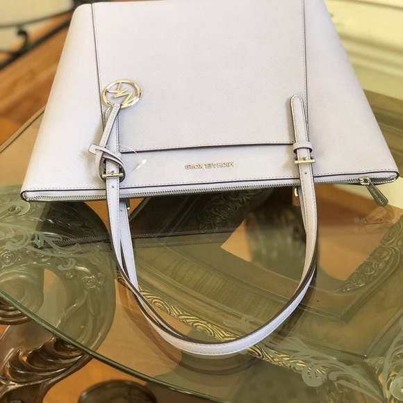 NWT 2pcs Michael Kors large Ciara tote&wallet set - Picture 3 of 8